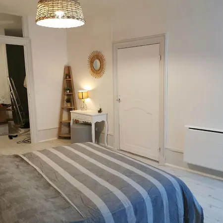 アパート Place De La Halle